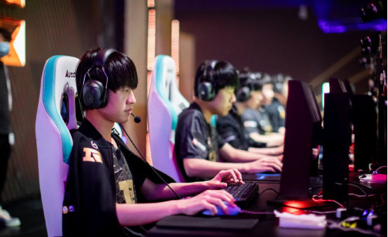 中几乎无解 中几乎无解