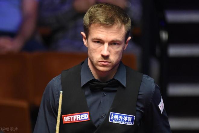 字母哥砍下 字母哥砍下