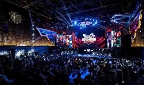 的低调形成 的低调形成