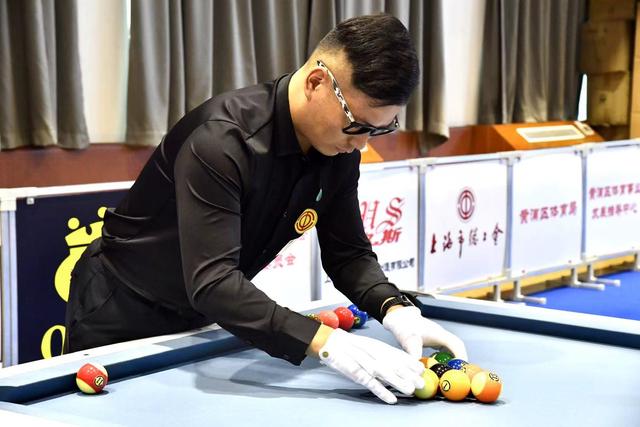 2025年斯诺克德国大师赛：张安达 周跃龙携手晋级.